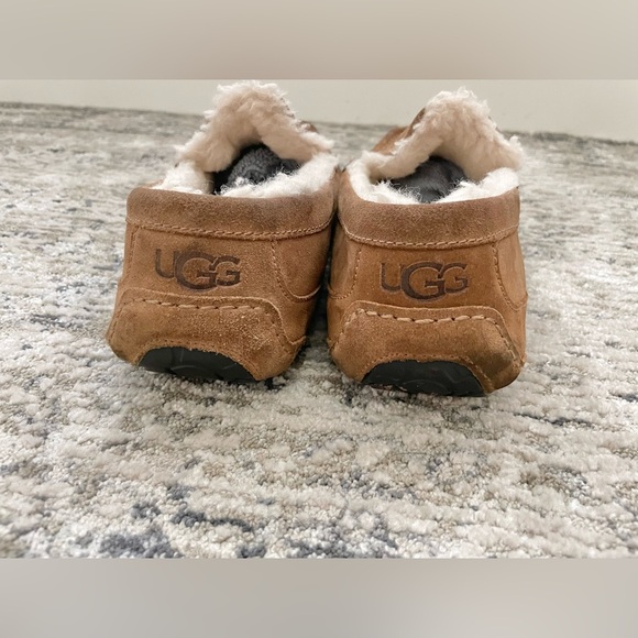 UGG Ascot Loafer Slipper Mens Size 11 Chestnut Brown Suede Sheepskin Slip On - Picture 9 of 12